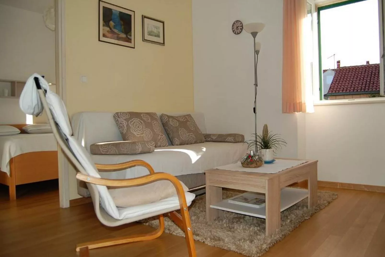 Apartment Bandić - One Bedroom Apartment with Terrace-Woonkamer