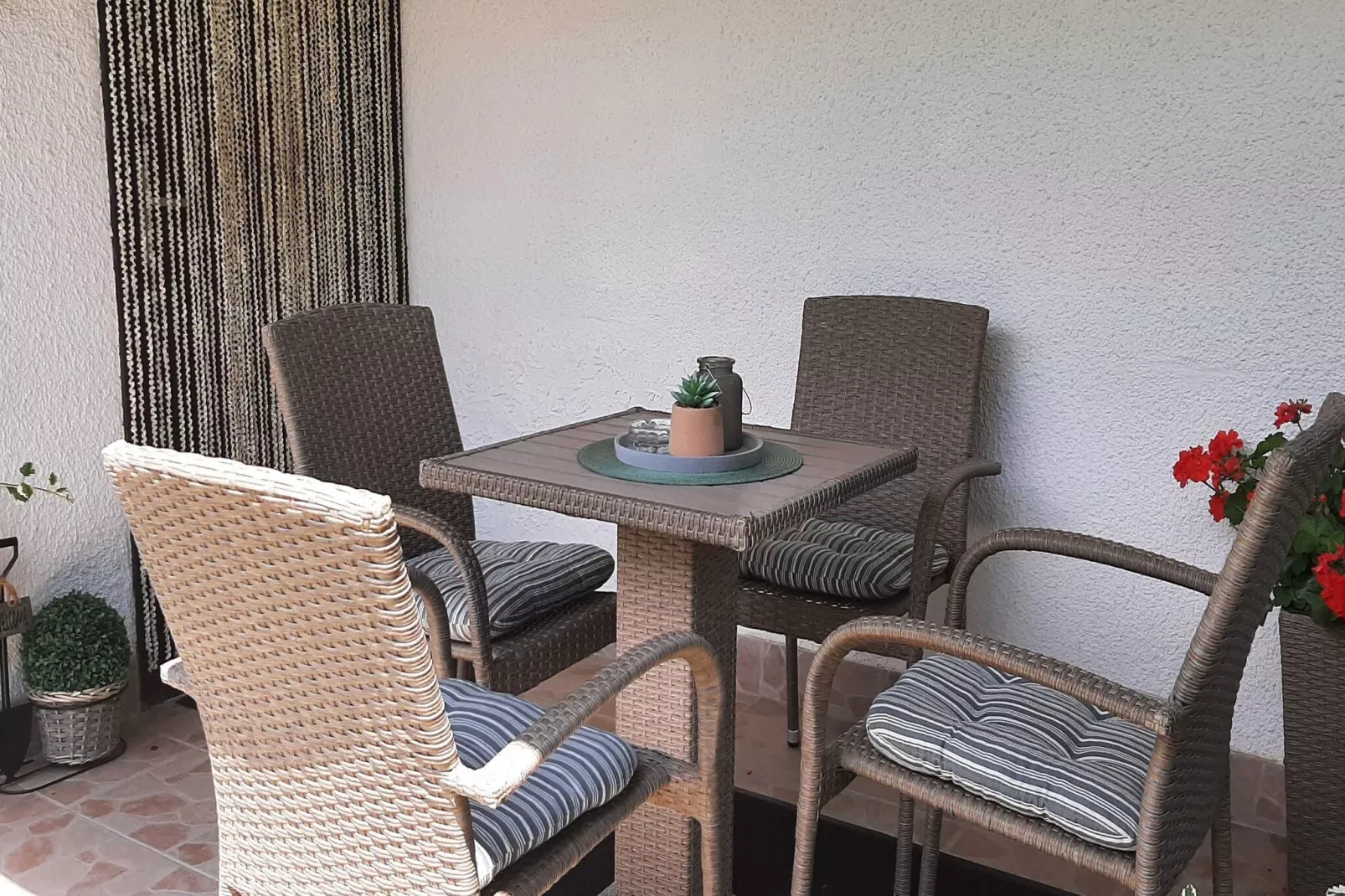 Apartment Amigo - Two Bedroom Apartment with Terrace and swimming pool-Buitenlucht