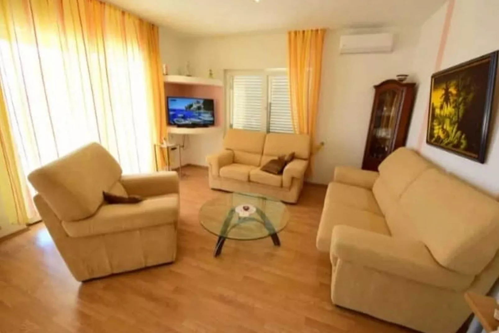 Apartment Mila - Three Bedroom Apartment with Terrace and Sea View