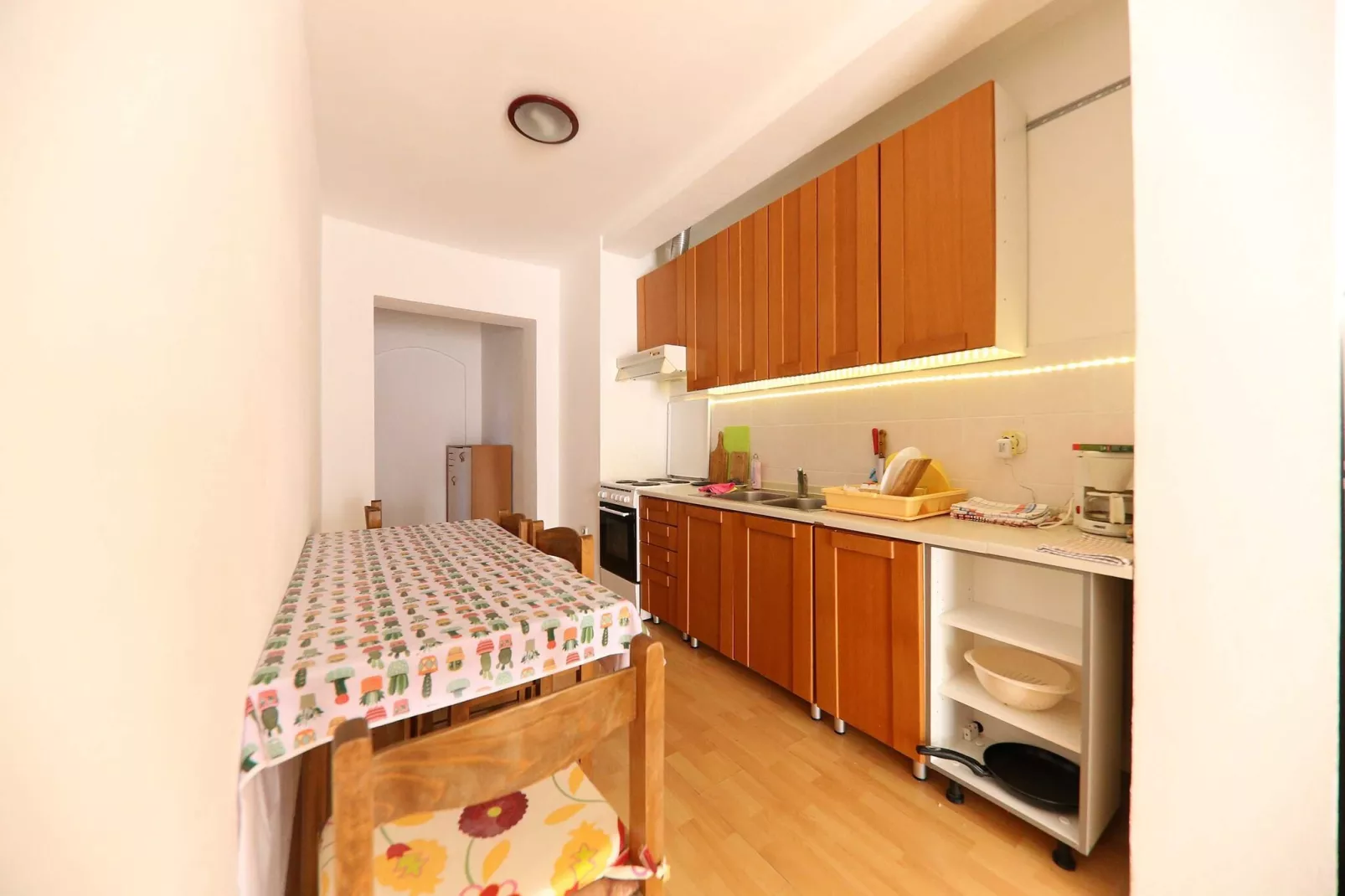 Apartments Melita - Two Bedroom Apartment with Terrace and Sea View (A1)-Keuken