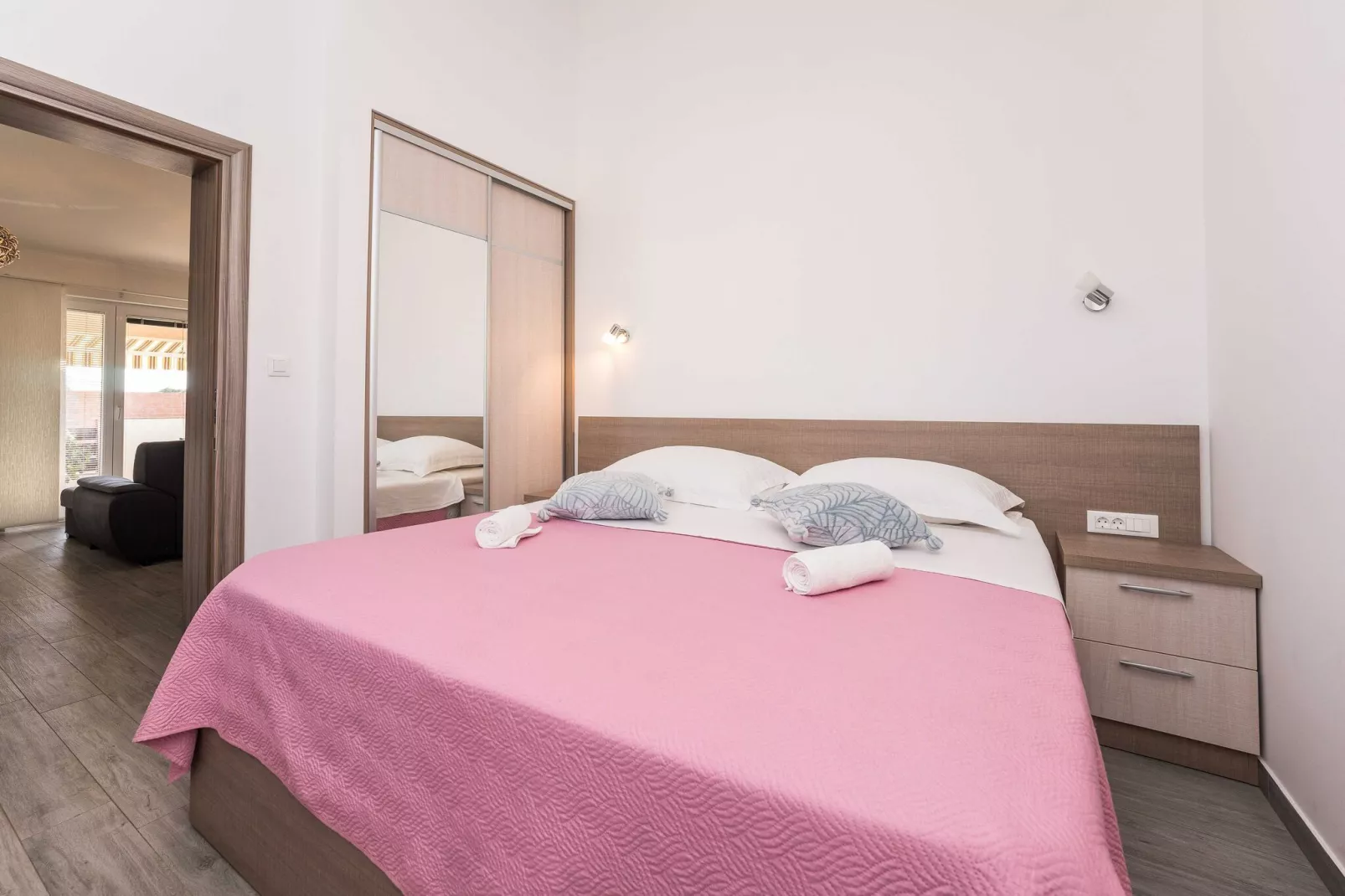 Apartments Maza - One Bedroom Apartment with Balcony  (Angela)