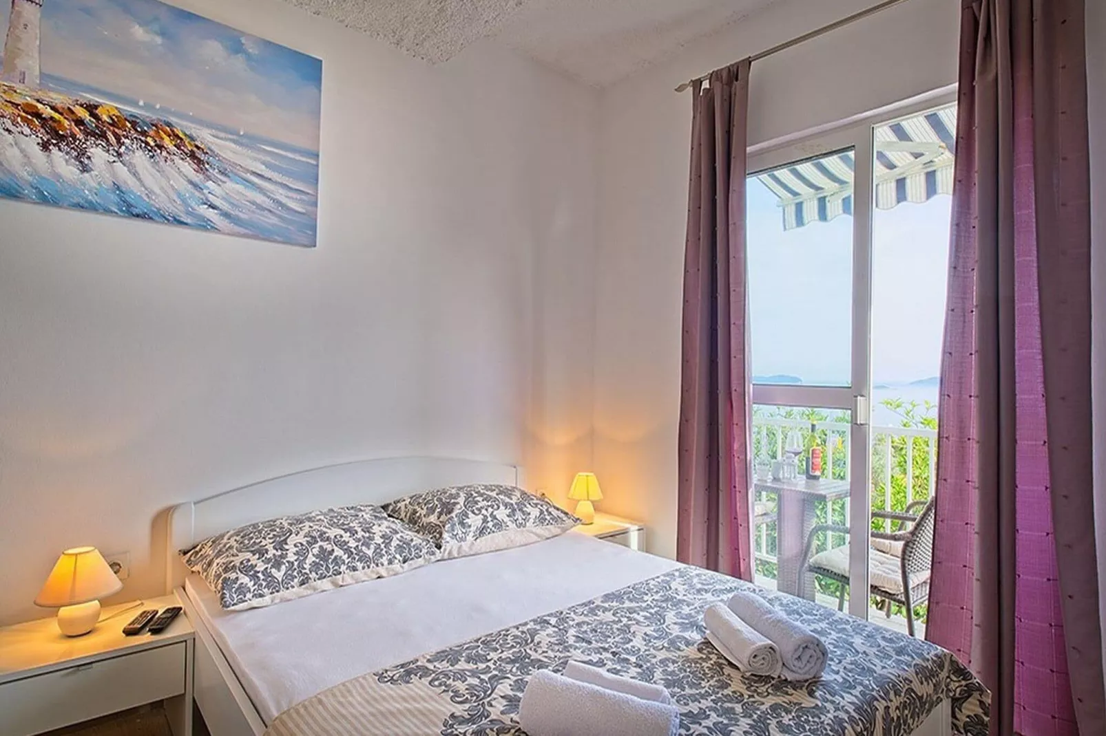 Apartments Grljević - Studio Apartment with Balcony and Sea View (A3)-Slaapkamer