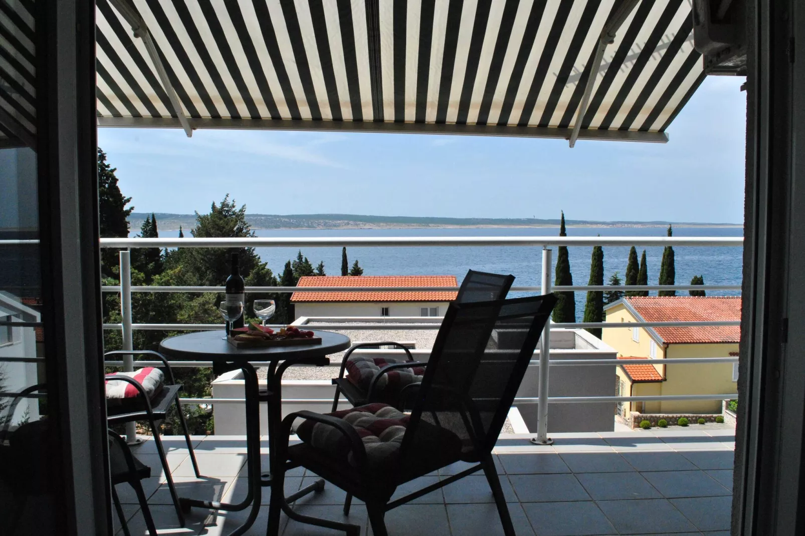 Apartments Smokvica - Studio Apartment with Sea View (Apartment 4)-Terrasbalkon