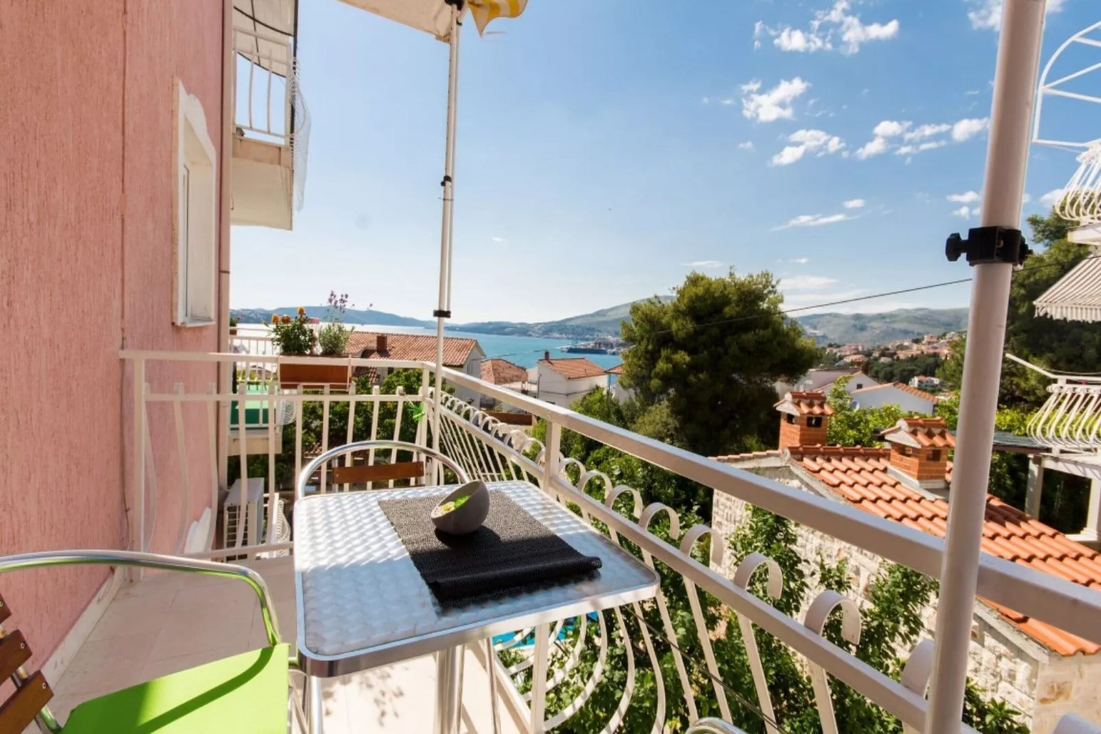 Villa Stil - Studio Apartment with Balcony and Sea View 101-Terrasbalkon