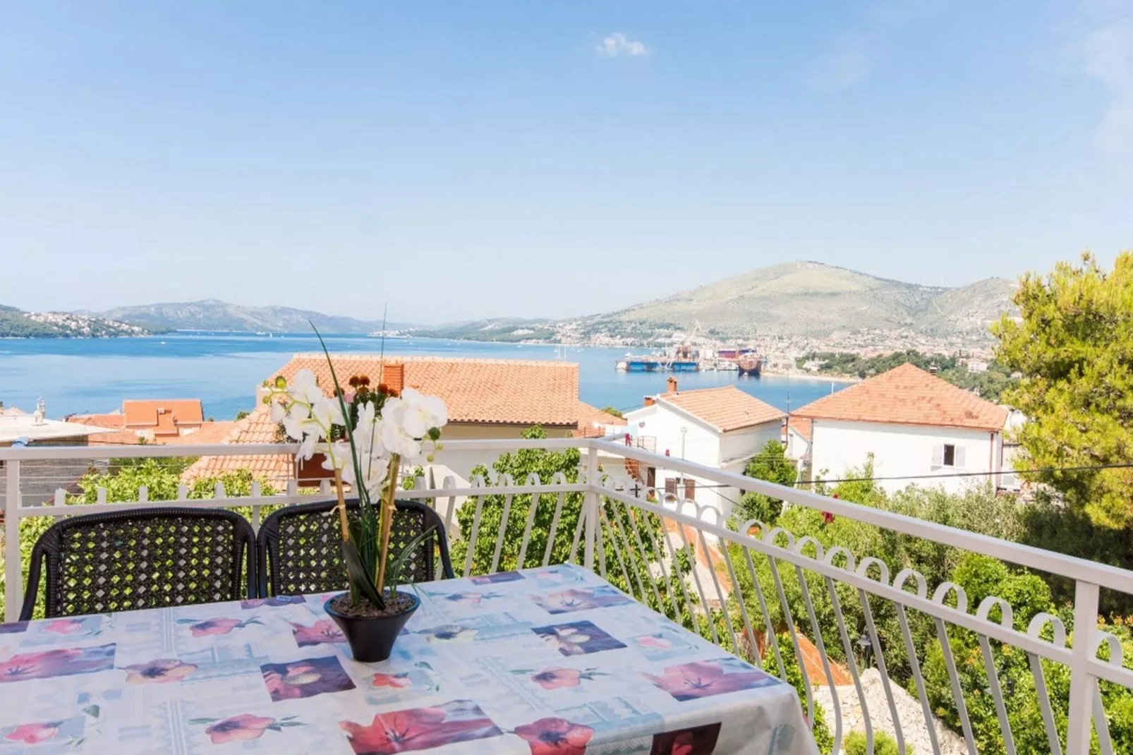 Villa Stil -  One Bedroom Apartment with Balcony and Sea View 102-Terrasbalkon