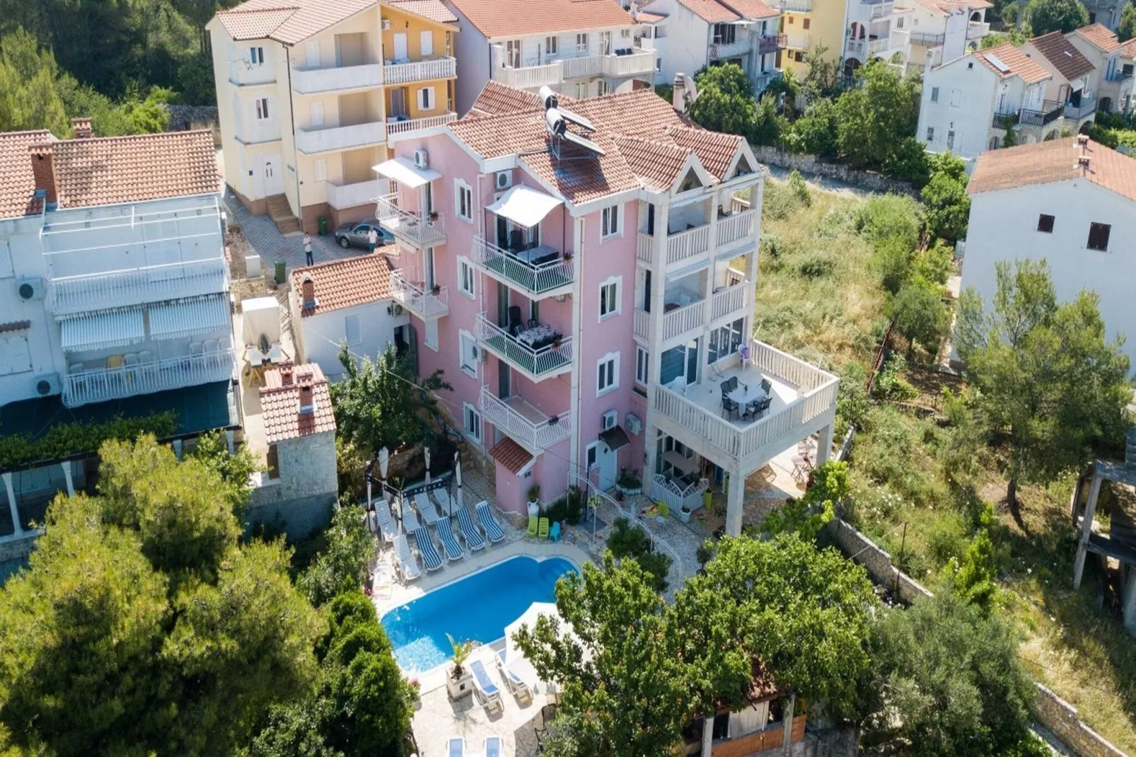 Villa Stil -  One Bedroom Apartment with Balcony and Sea View 102-Buitenlucht