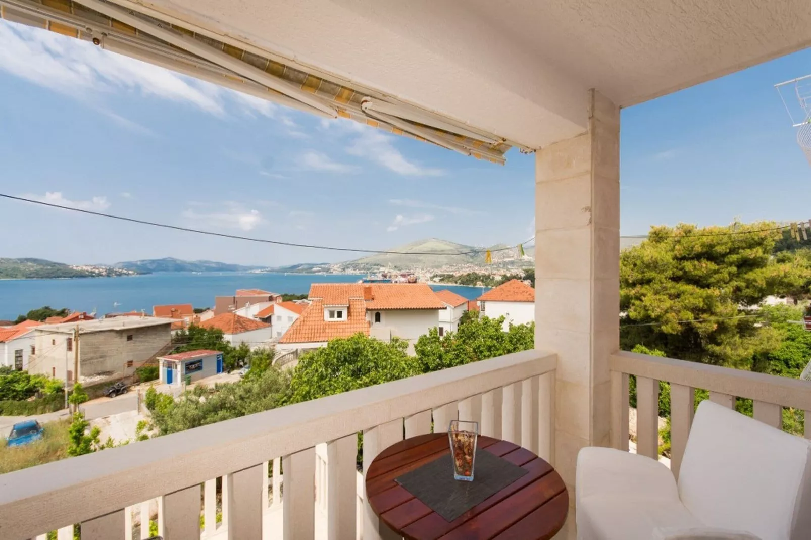 Villa Stil - Studio Apartment with Balcony and Sea View 103-Terrasbalkon