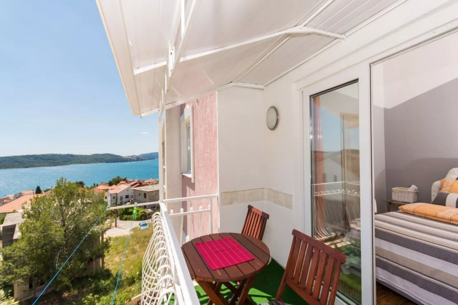 Villa Stil - Two Bedroom Apartment with Balcony and Sea View 203 (President)-Terrasbalkon