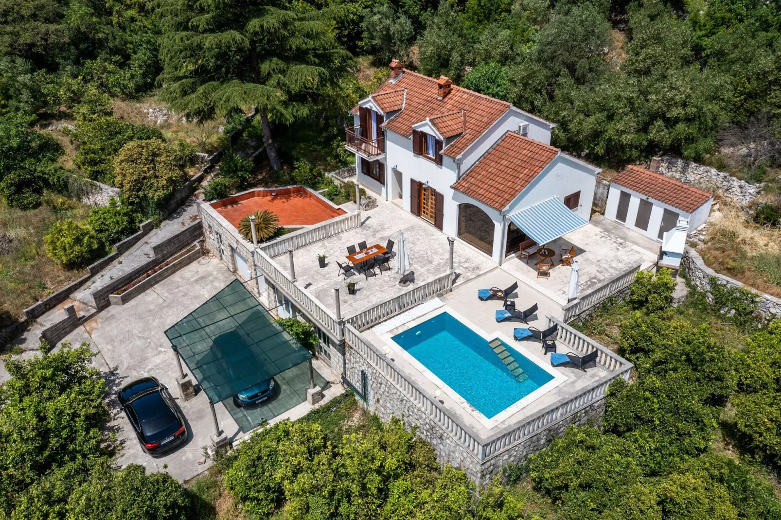 Villa Niko - Three bedroom villa with swimming pool-Buitenlucht