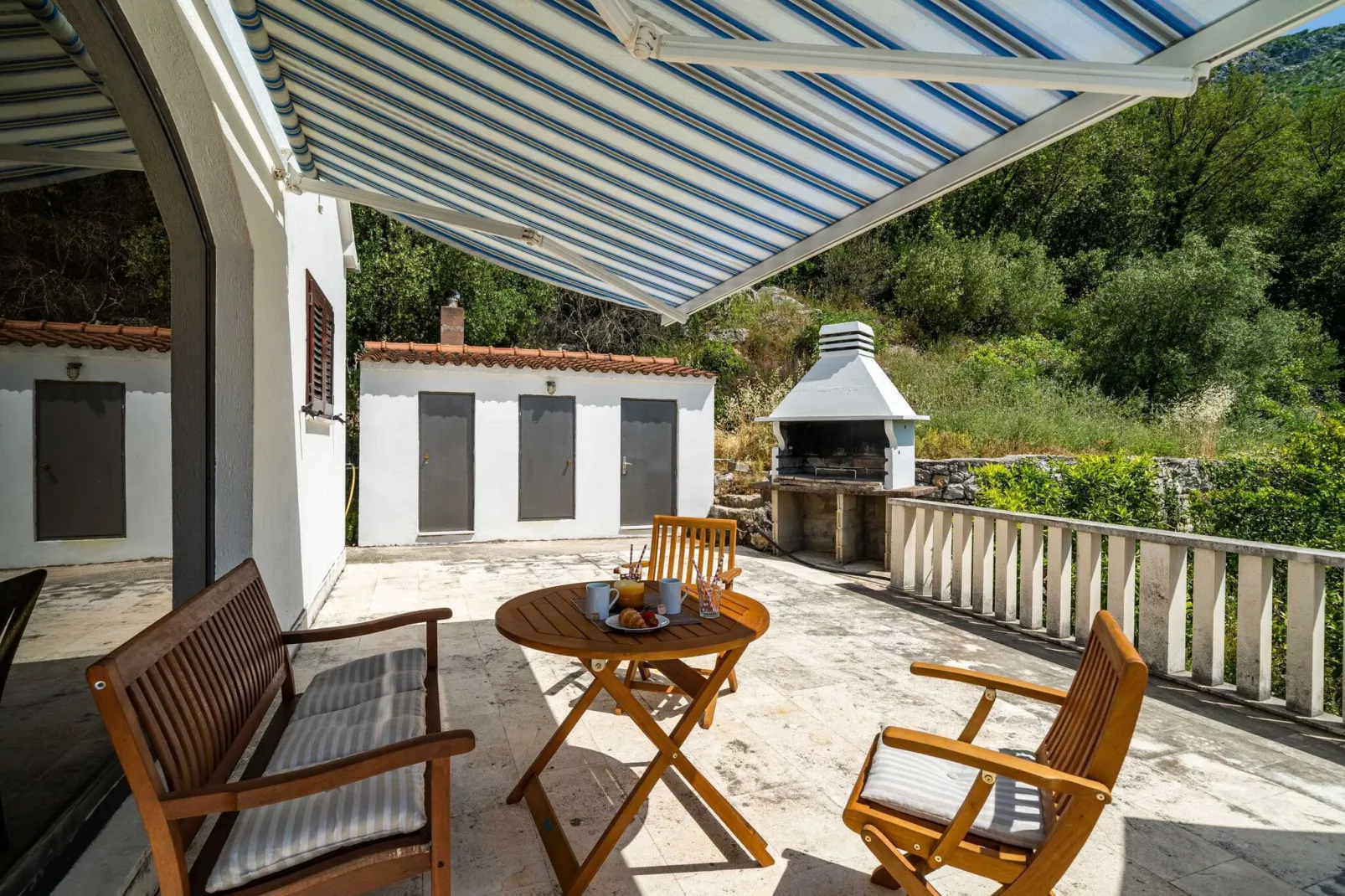 Villa Niko - Three bedroom villa with swimming pool-Terras