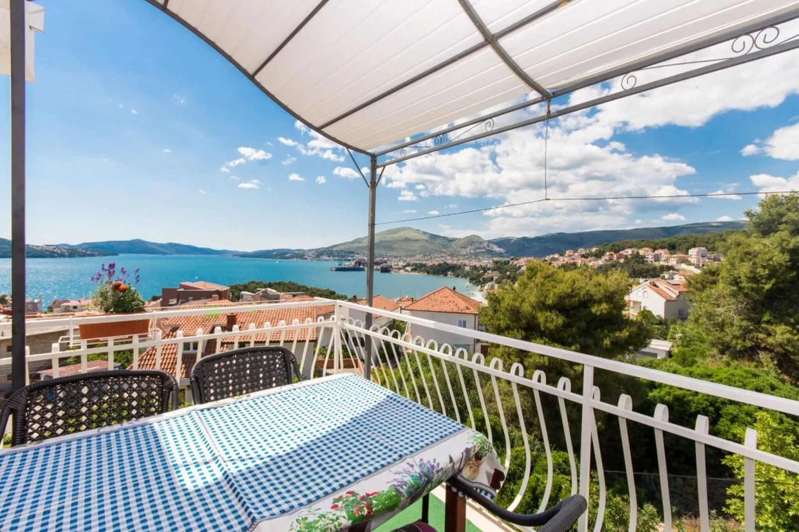 Villa Stil - One Bedroom Apartment with Balcony and Sea View 202-Terrasbalkon