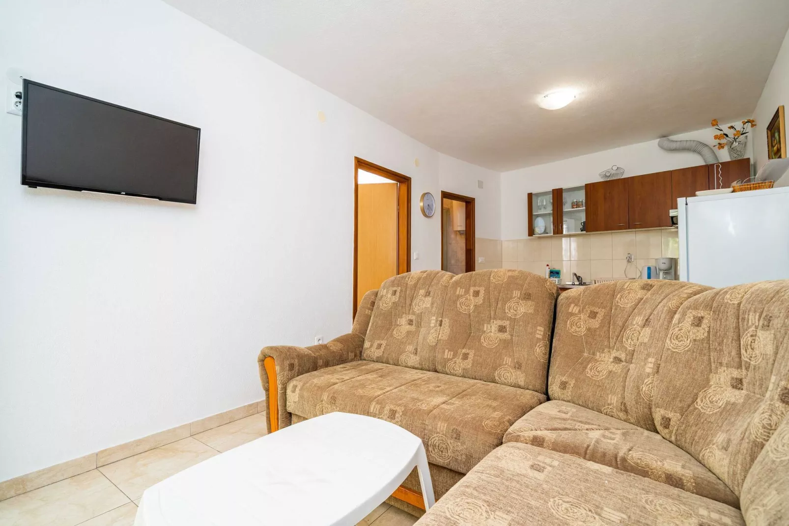 Apartments Zarac - One Bedroom Apartment with Terrace