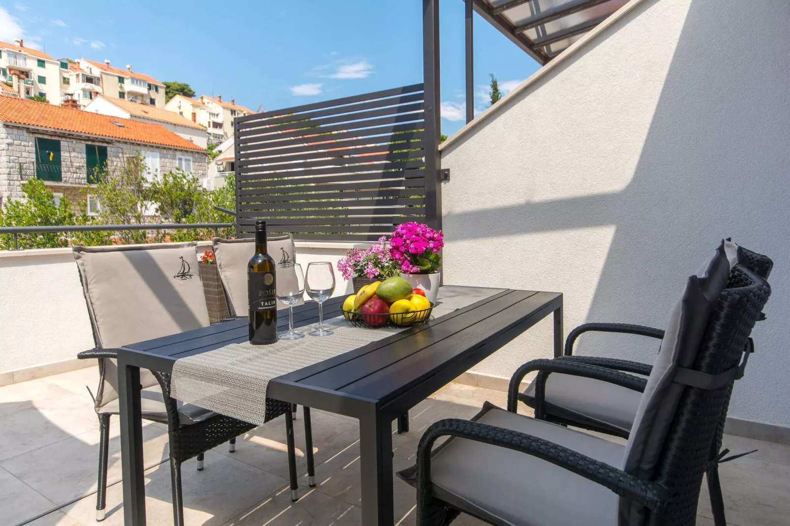 Apartment Gloria - One Bedroom Apartment with Terrace-Terras