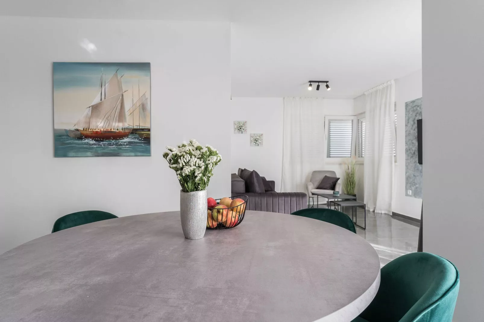 Luxury D Apartments - Luxury Two Bedroom Apartment with Terrace A2-Eetkamer