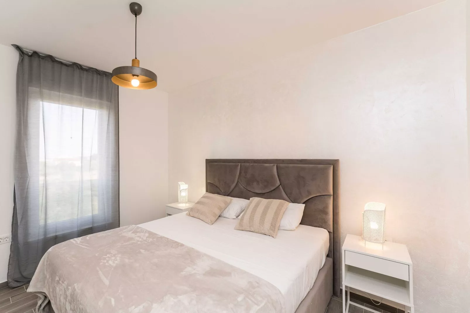 Luxury D Apartments - Luxury Two Bedroom Apartment with Terrace A2-Slaapkamer