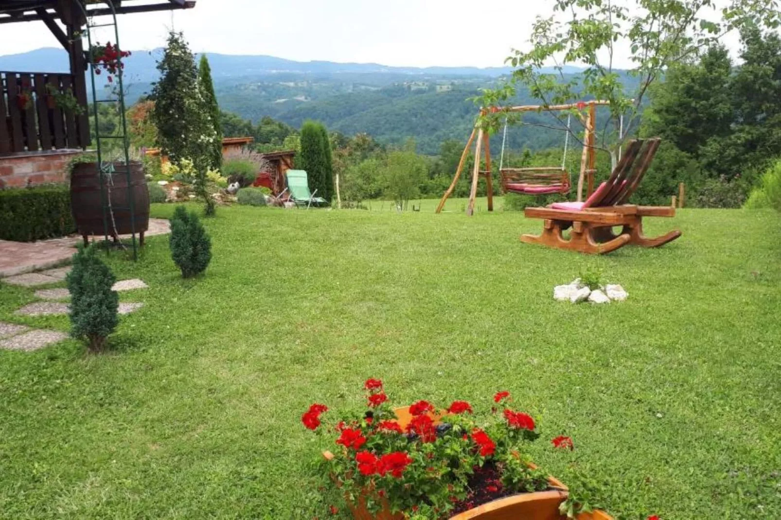 Stara Hiža Vlašić - Duplex one bedroom Chalet with Private Garden-Buitenlucht