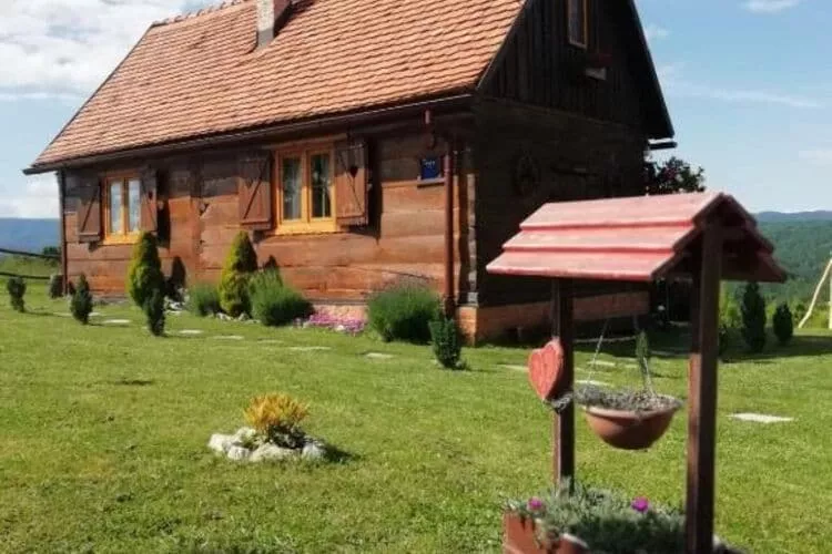 Stara Hiža Vlašić - Duplex one bedroom Chalet with Private Garden-Buitenlucht