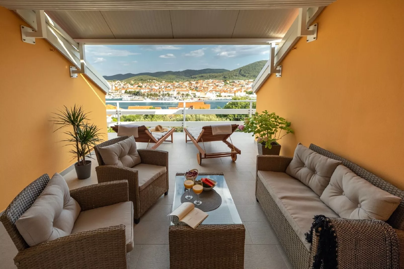 Apartment Dragojevic - Two bedroom  apartment with Terrace and Sea View-Terras