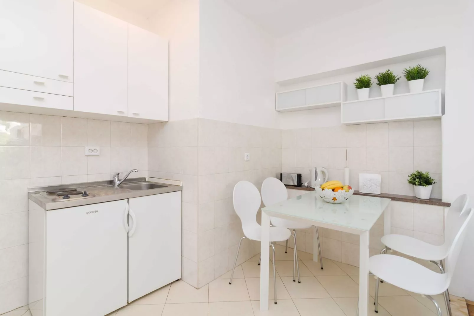 House Apartments Ariva - Superior Studio Apartment with Balcony (3 Adults) - A3-Keuken