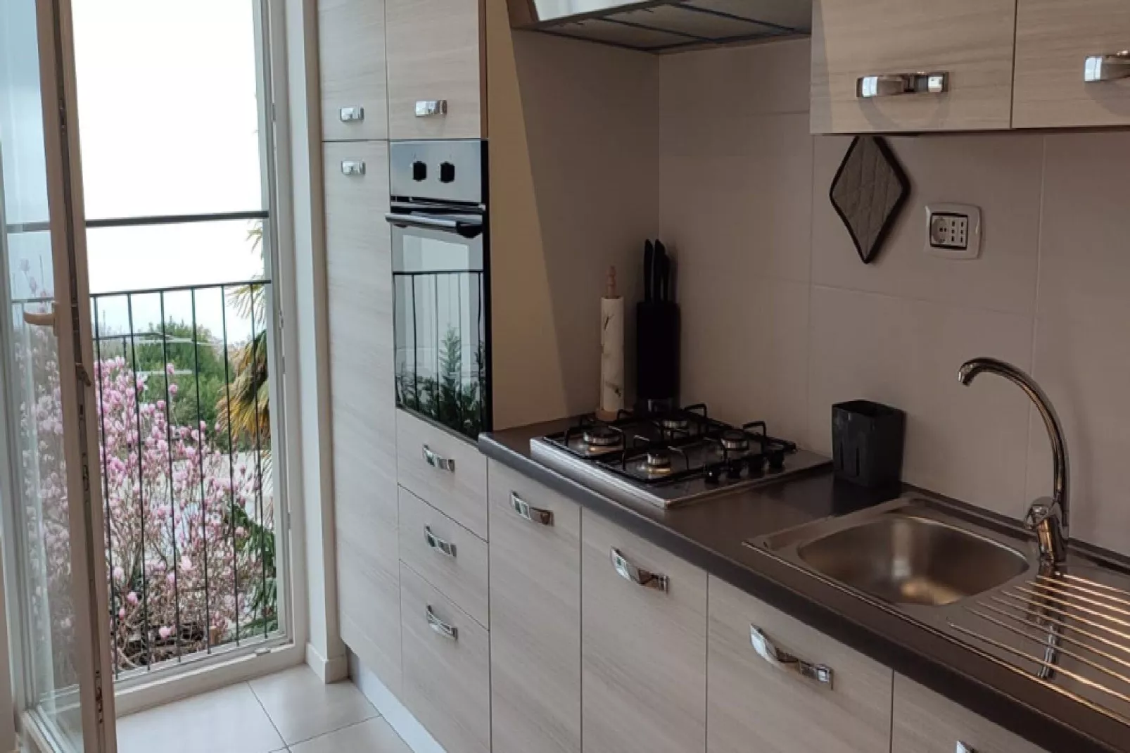 Apartment Baricevic - One Bedroom Apartment with Balcony-Keuken