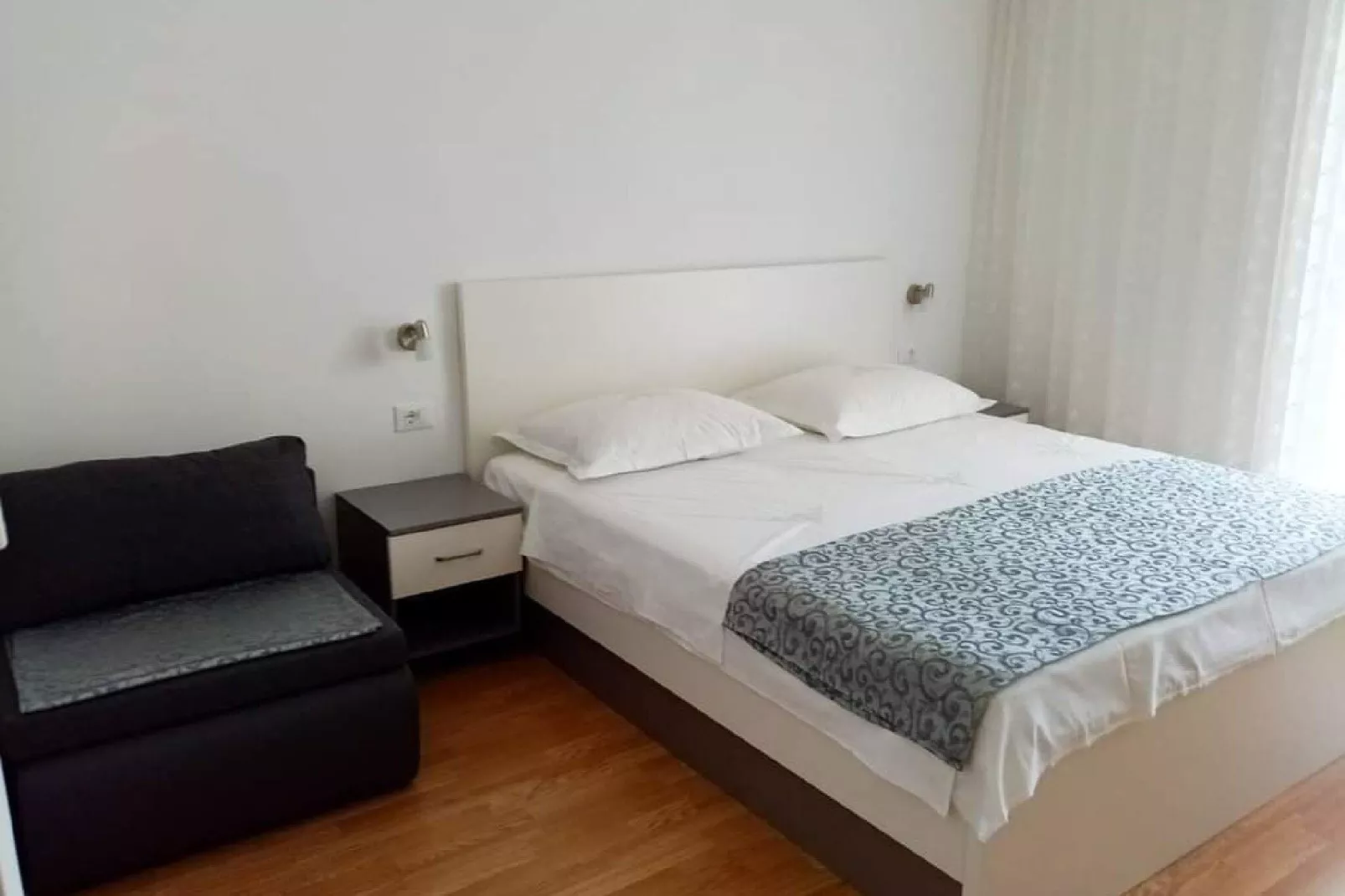 Apartments Pezo - Premium Studio with Balcony and Sea View (Mira 1)