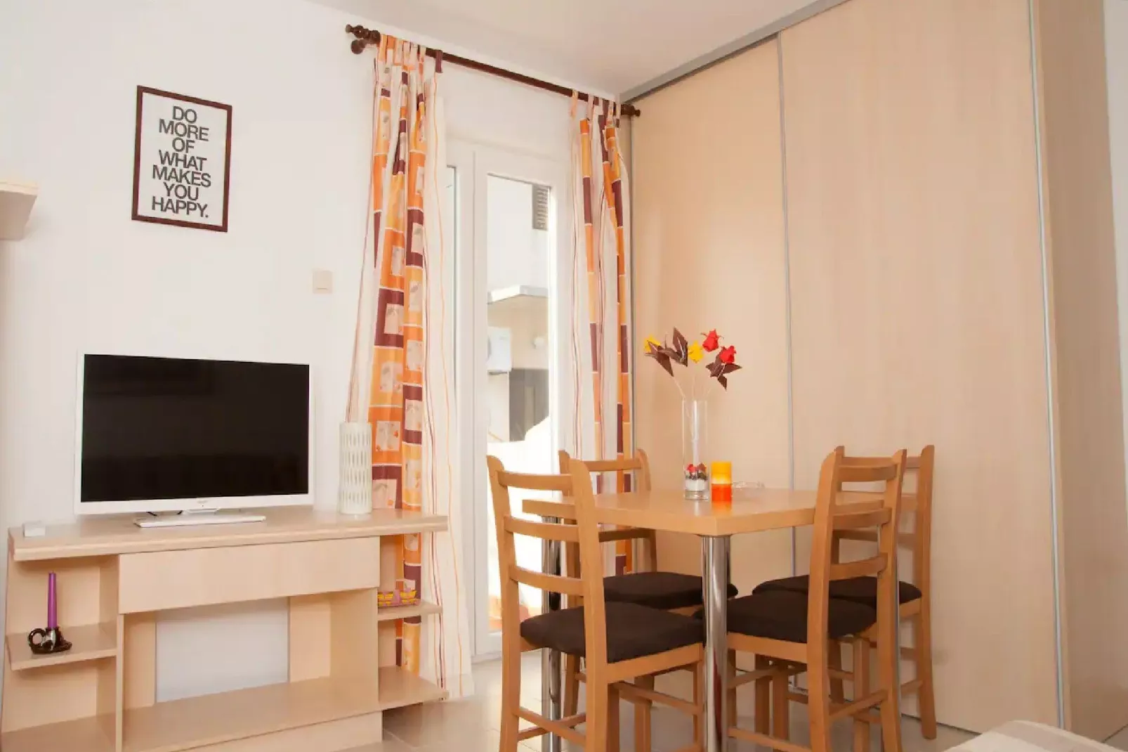 Apartments Paula - Superior One Bedroom Apartment with Terrace A1-Eetkamer