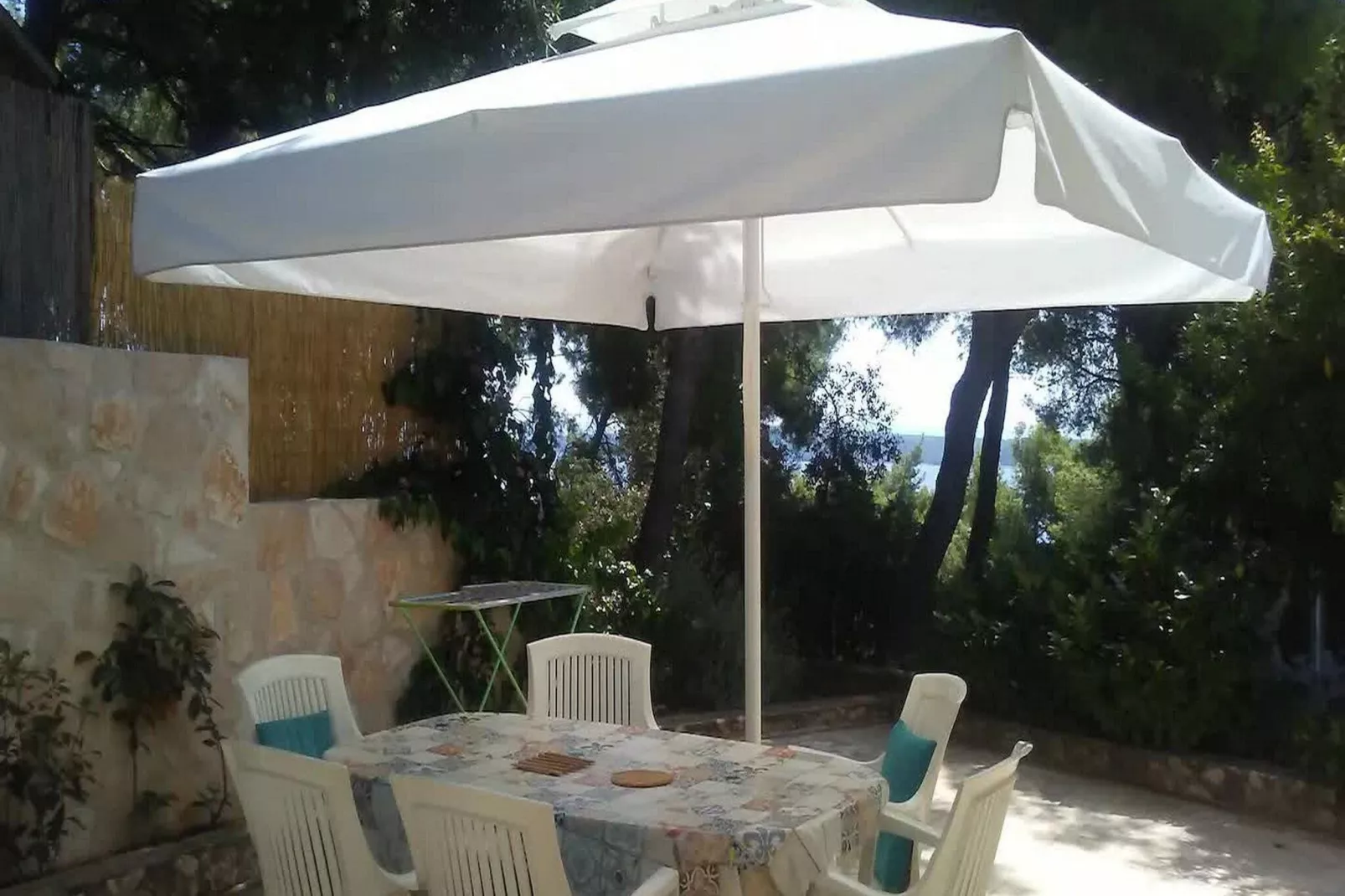 Apartments Villa Pelegrin - Two Bedroom Apartment with Garden View (Apartment A)-Terras