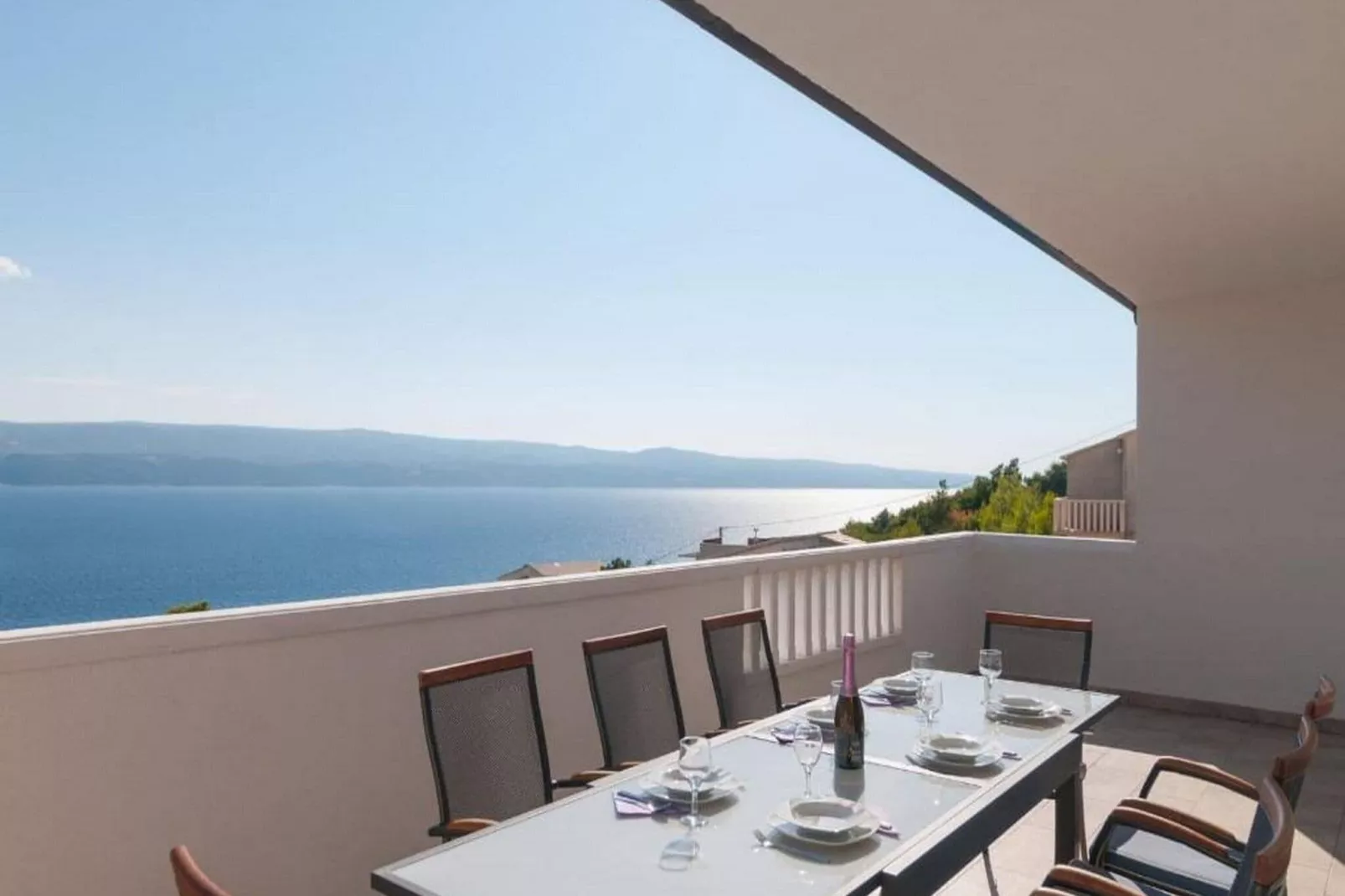 Apartment Stipic Omis - Three Bedroom Apartment with Terrace-Terras