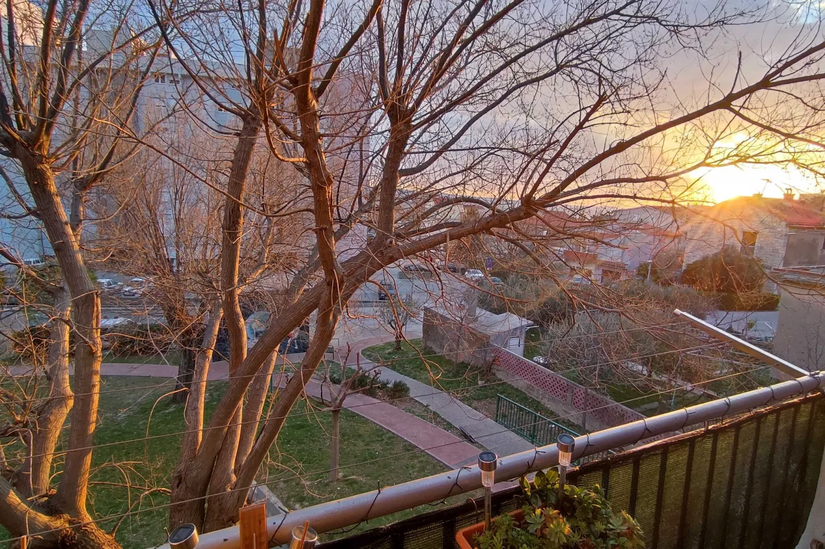 Apartment Sunrise - One Bedroom Apartment with Balcony