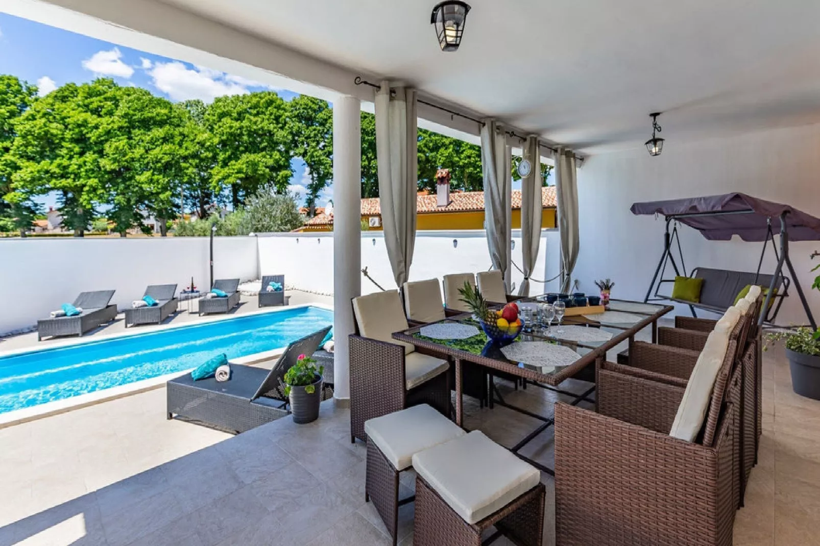 Holiday Home Melani Vita - Four Bedroom Villa with Terrace and Swimming Pool-Zwembad