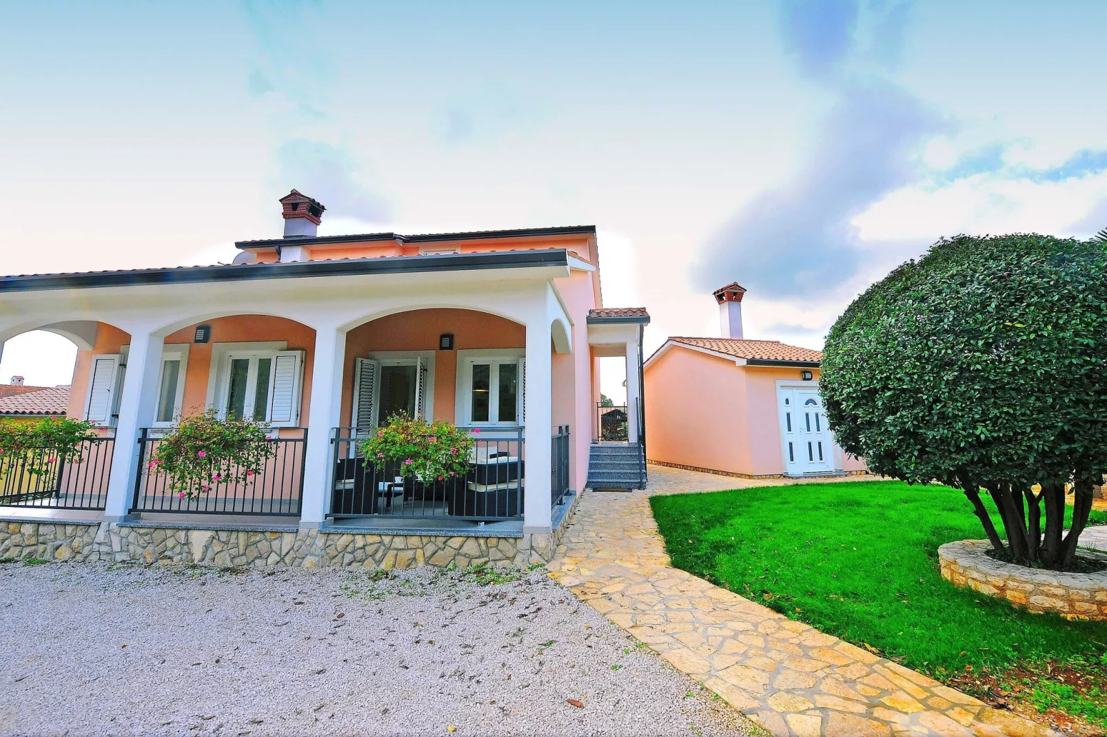 Villa Gea - Three Bedroom Villa with Swimming Pool-Buitenlucht