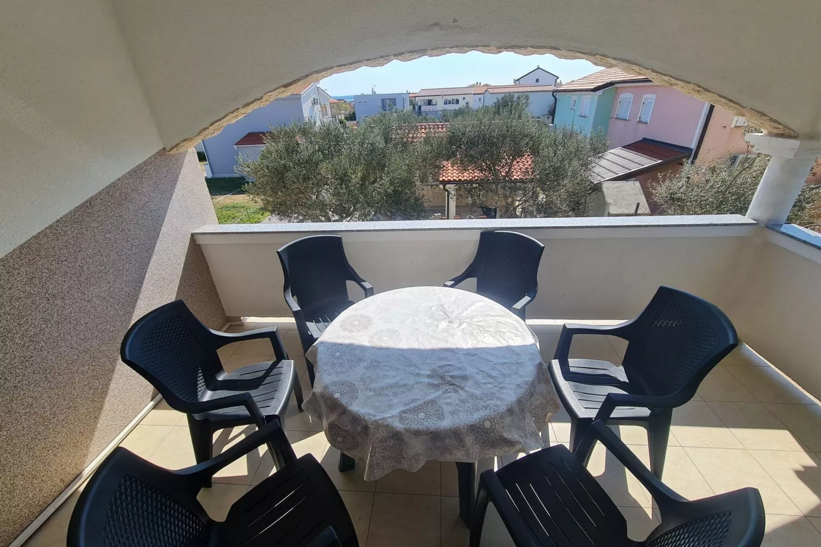 Apartments Robi - Two Bedroom Apartment with Terrace-Terras