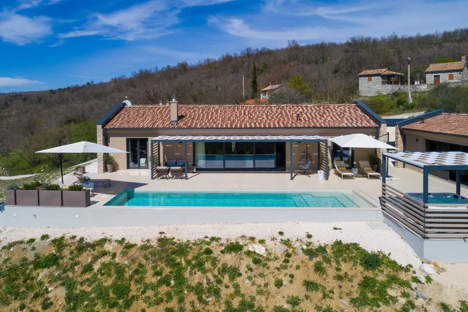 Villa Noeli - Two Bedroom Villa with Terrace and Swimming Pool-Buitenlucht