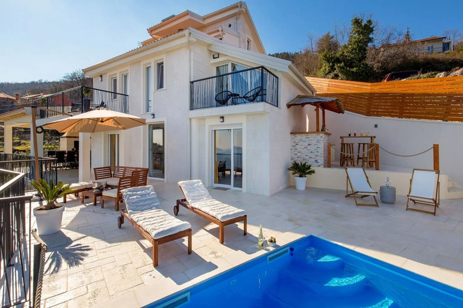 Villa Corichi - Four Bedroom Villa with Swimming Pool-Buitenlucht