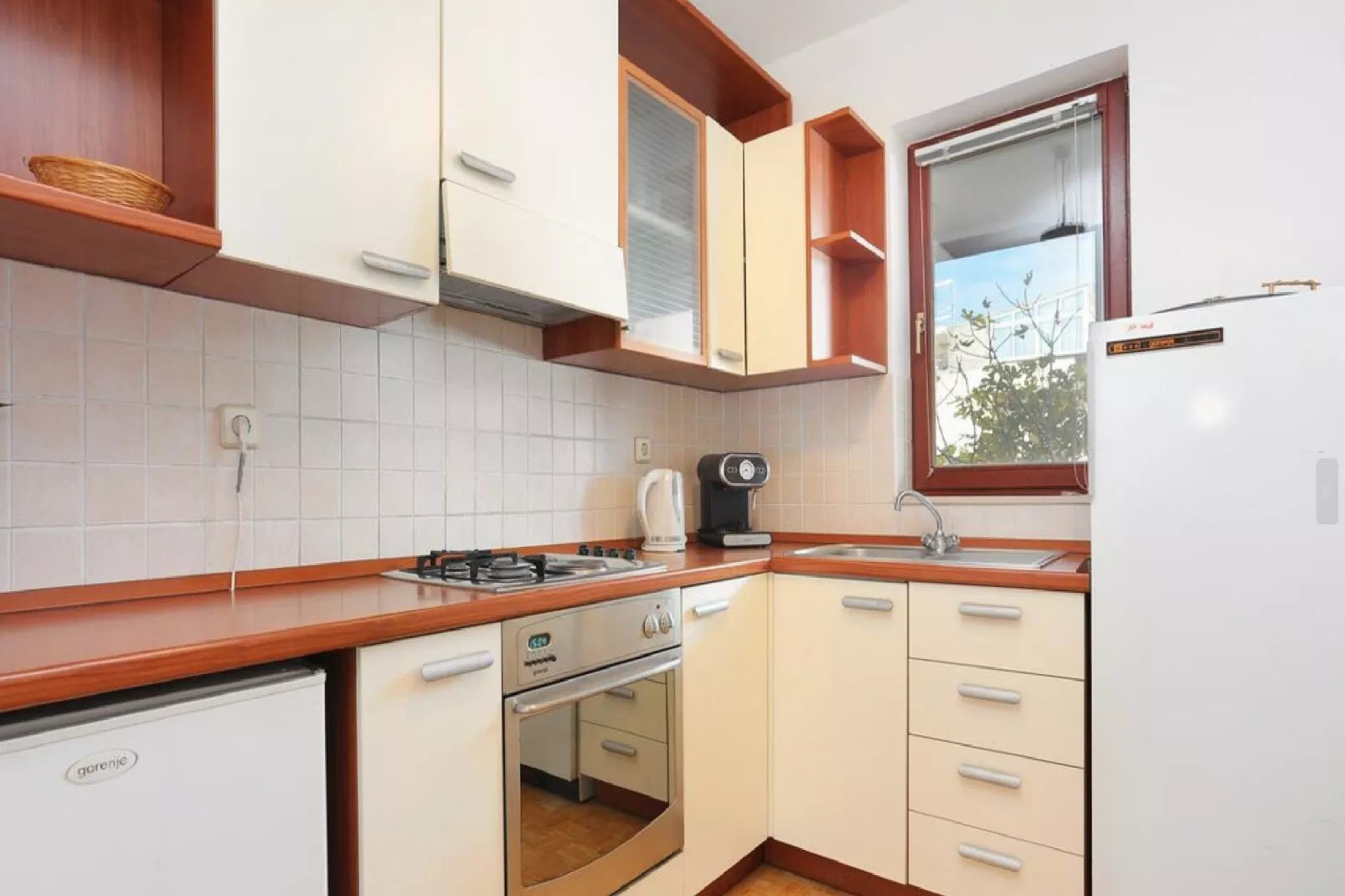 Apartment Malesevic - Two Bedroom Apartment with Terrace-Keuken