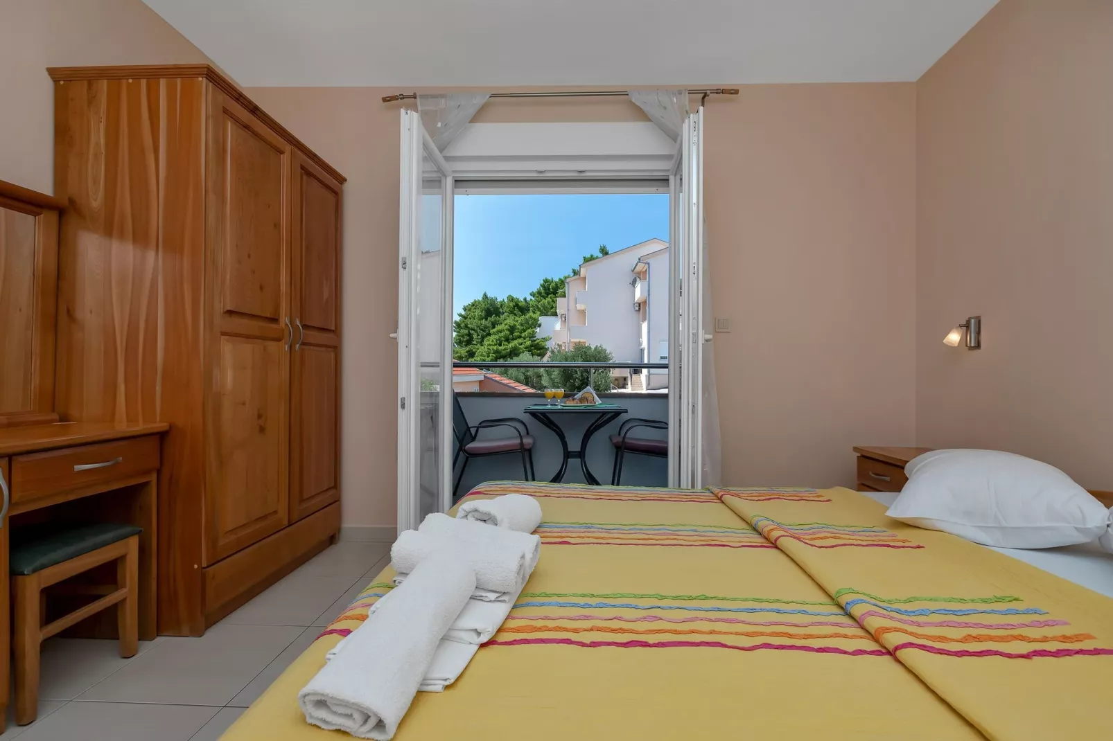 Apartments Villa Juric - One Bedroom Apartment with Balcony 5-Slaapkamer