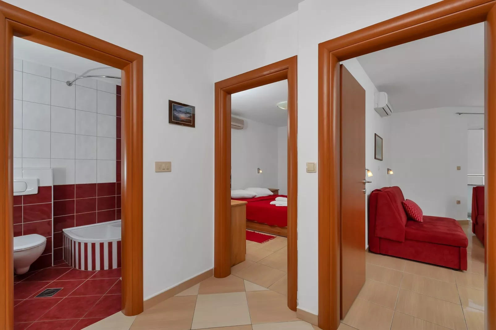 Apartments Villa Juric -  One-Bedroom Apartment (Crveni 1)-Badkamer