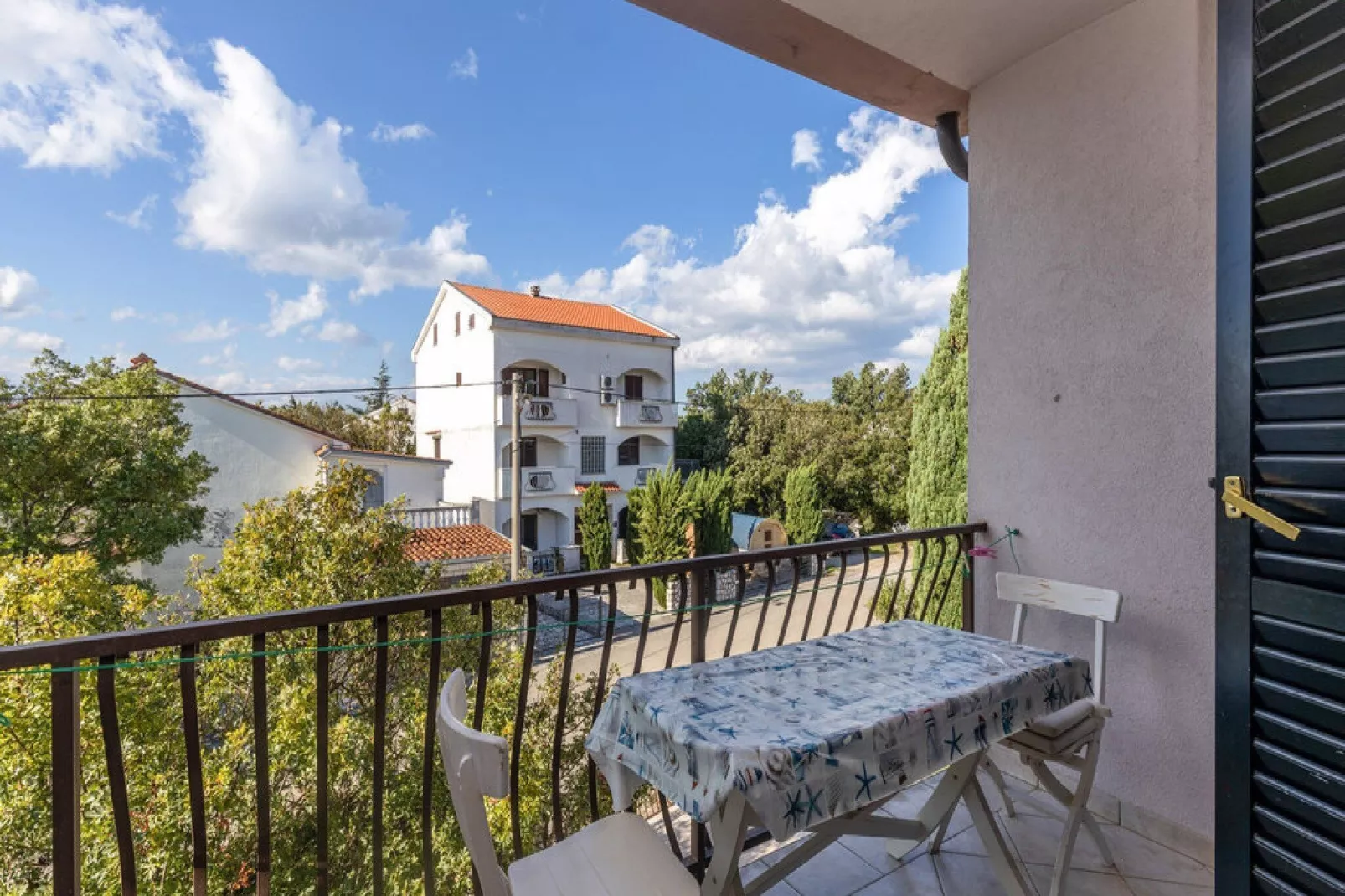 Apartments Ilija Njavro - Studio Apartment with Balcony (Apartment 1)-Terrasbalkon