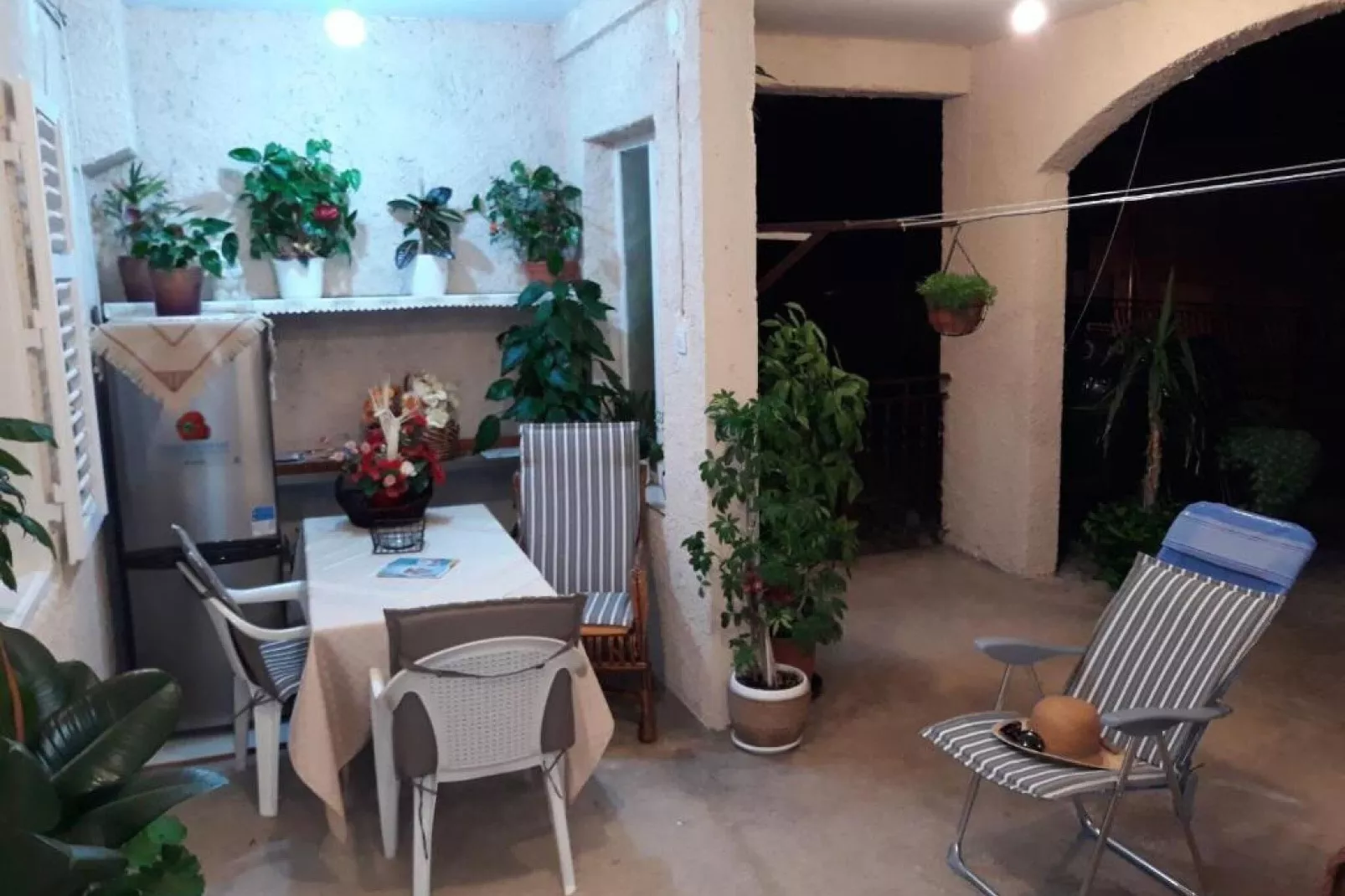 Guest House Ruza -  Double Room with Shared Bathroom-Terras