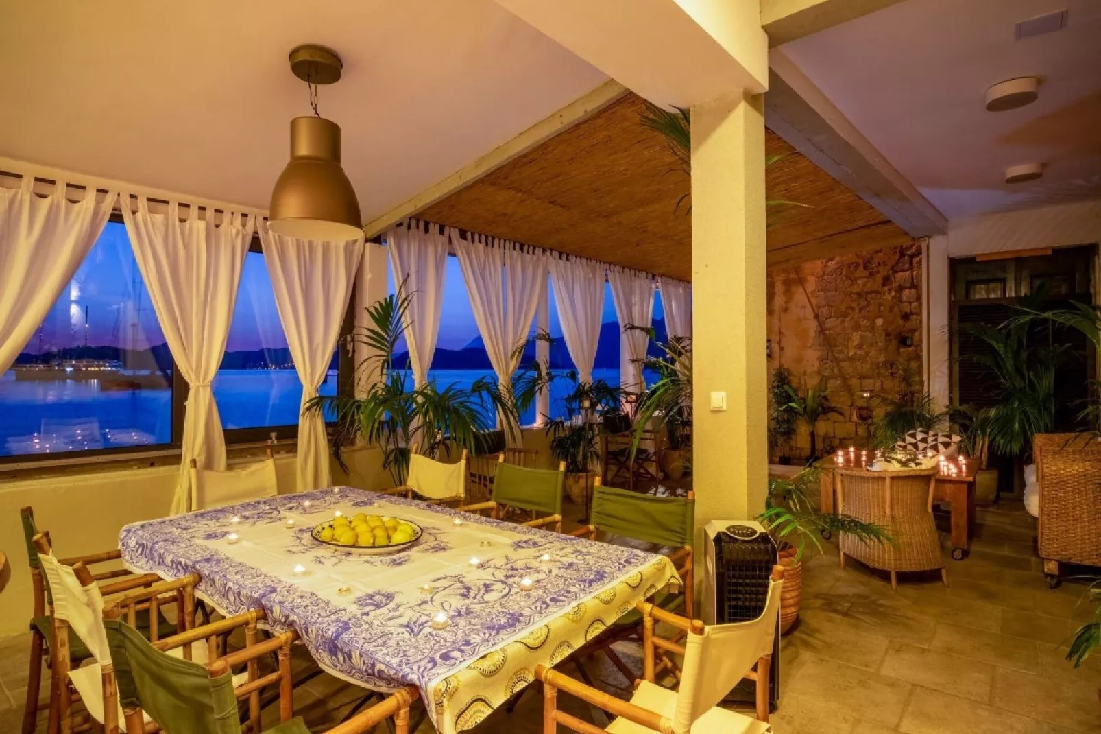 Villa Lola -  Four Bedroom Villa with Sea View-Terras