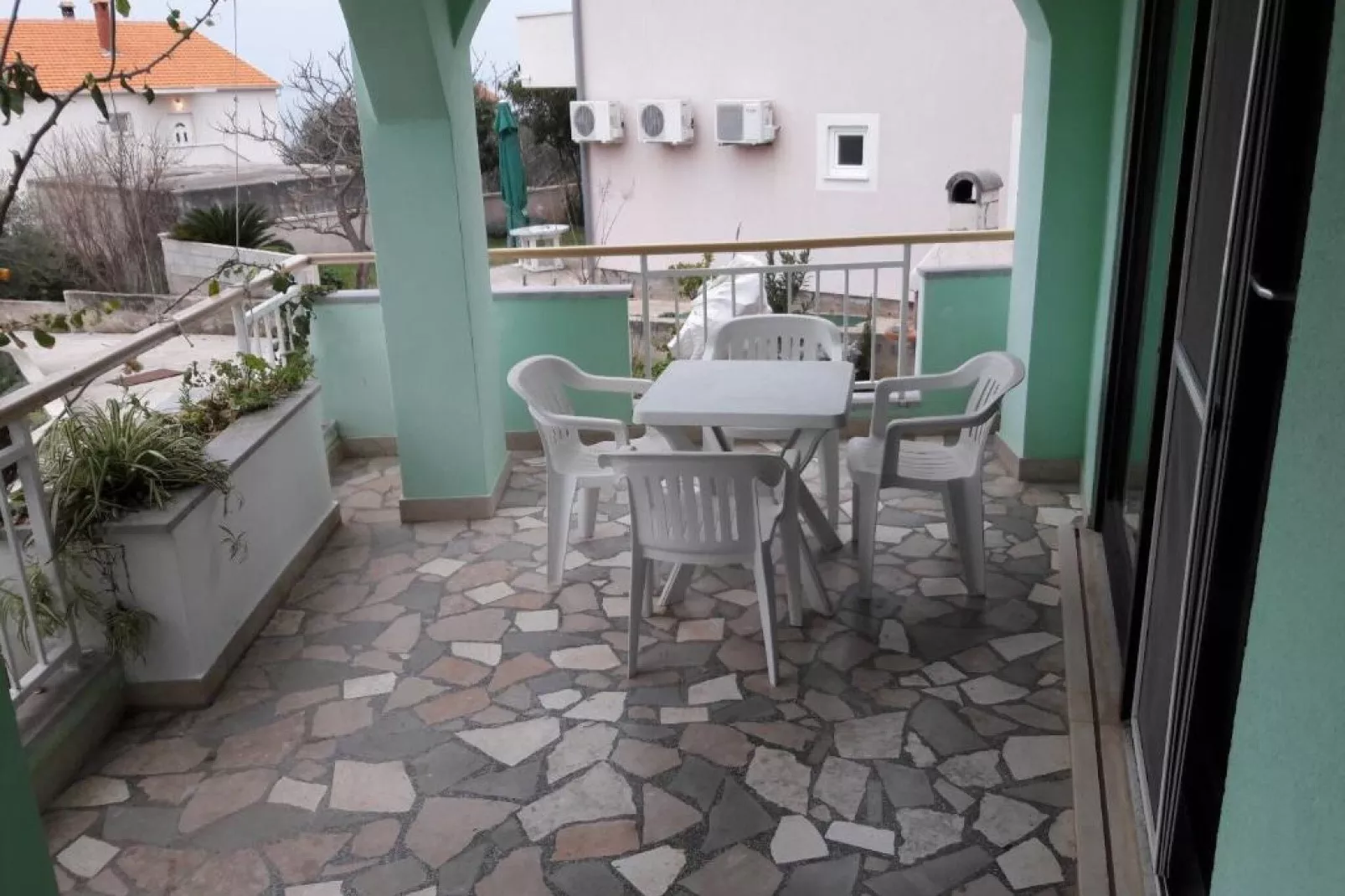 Apartments Kozino - One Bedroom Apartment with Terrace (Apartment 1)-Terras