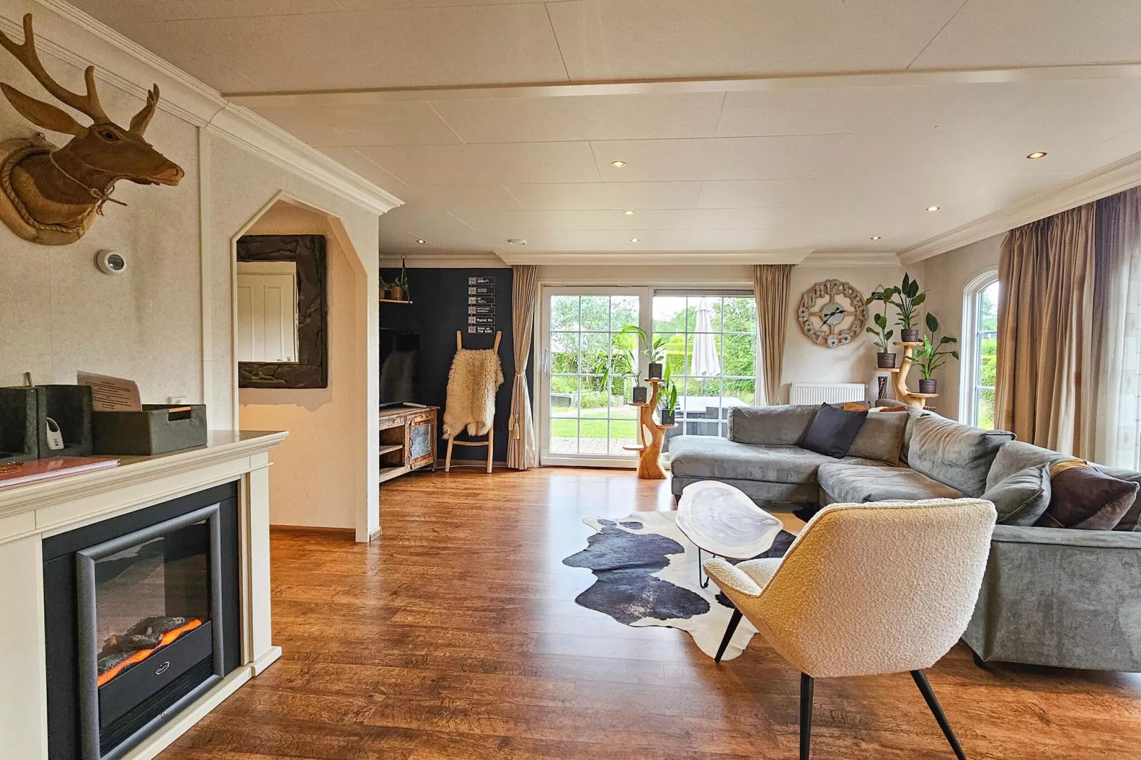 Chalet Kieftveen Voorthuizen 6 pax-Woonkamer