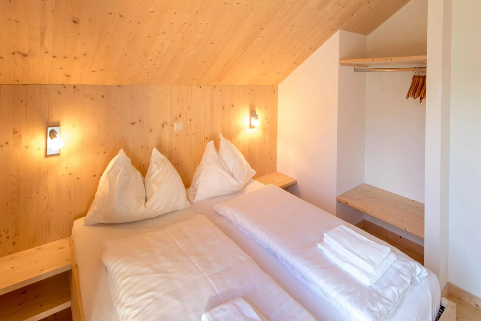 Kreischberg Chalets 13a-Slaapkamer