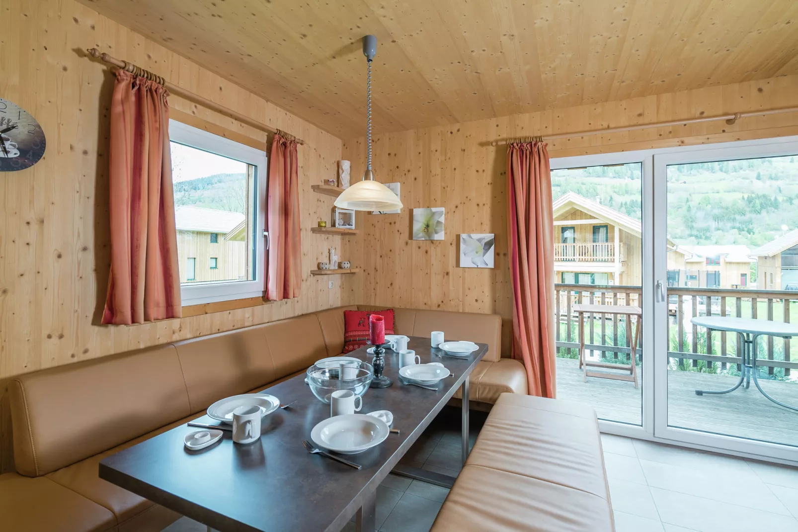 Kreischberg Chalets 12b-Eetkamer