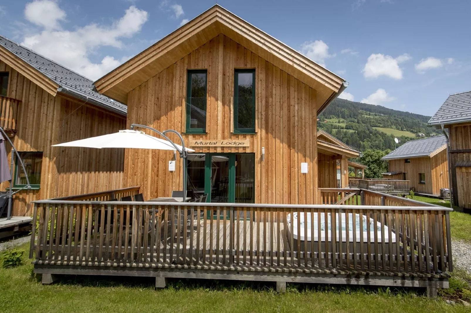 Kreischberg Chalets 6a-Buitenkant zomer