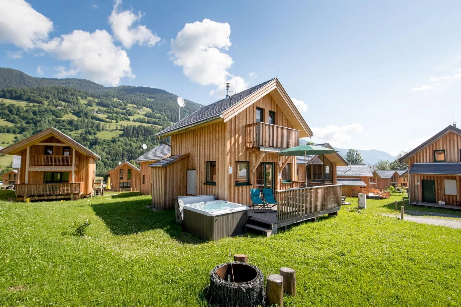 Kreischberg Chalets 20-Buitenkant zomer