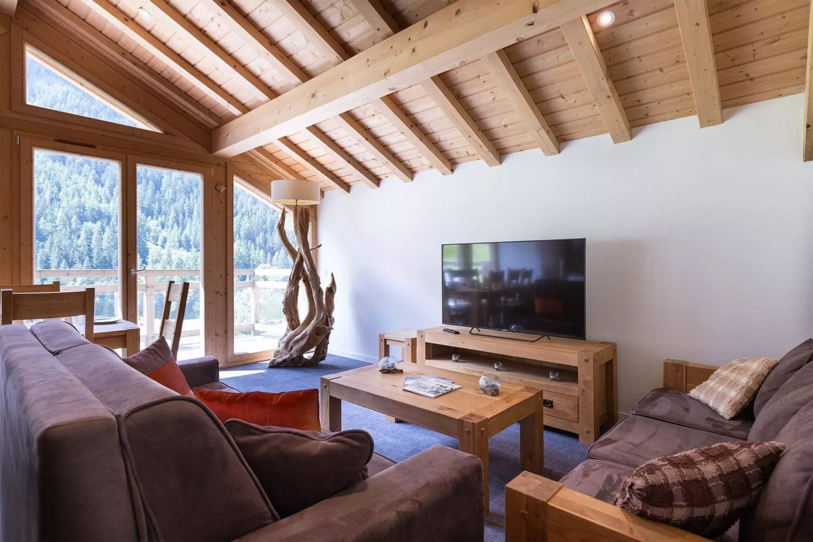 Chalet Ponturin-Woonkamer