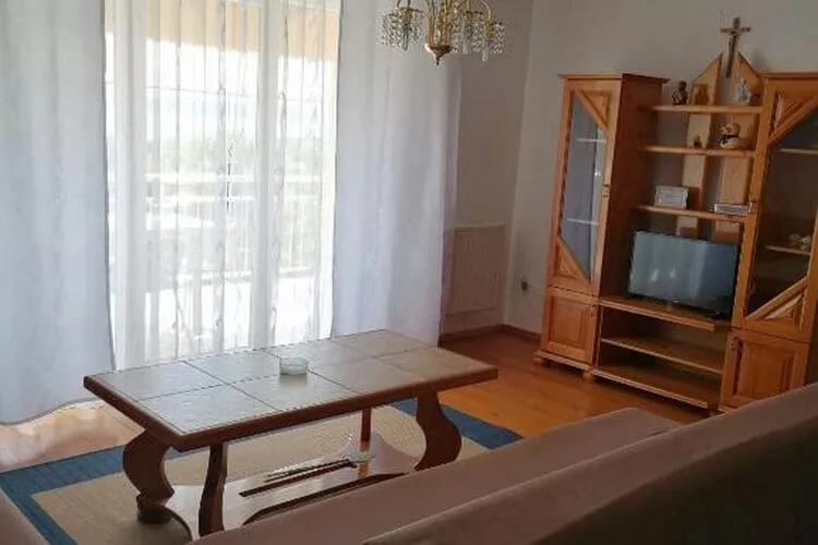 House Panorama - One Bedroom Apartment with Balcony and Sea View (Apartman 4)