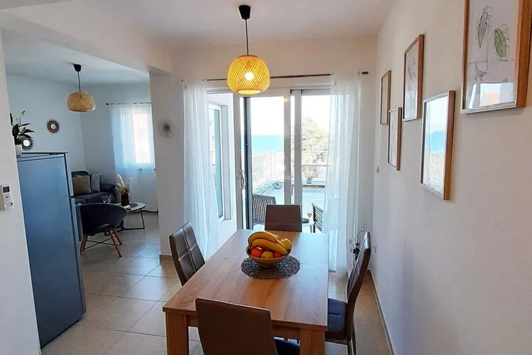 Apartment Sunflower -  Two bedroom apartment with Terrace and Sea View-Binnen