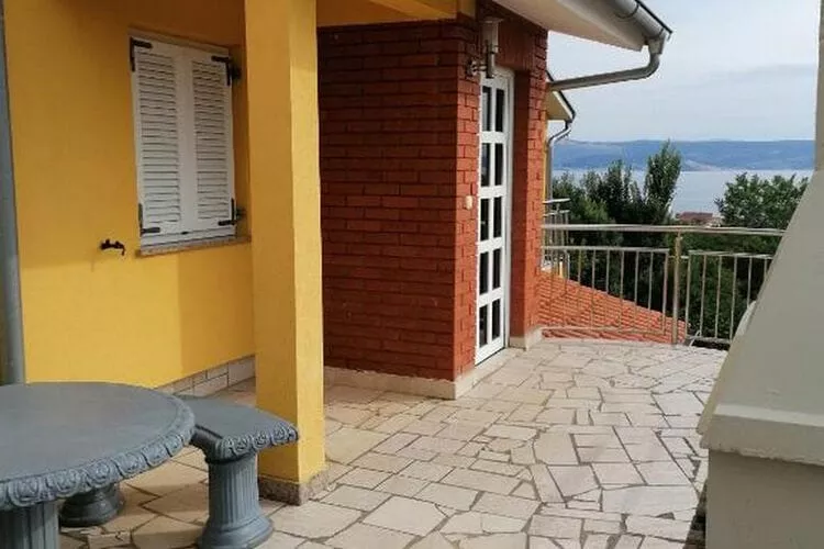 House Panorama - One Bedroom Apartment with Balcony and Sea View (Panorama blick)-Buitenlucht